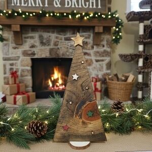 Rustic Wooden Holiday Tree Decor